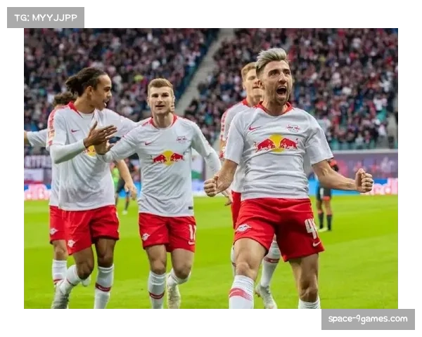 哈维-西蒙斯双响，莱比锡红牛3-1逆转霍芬海姆