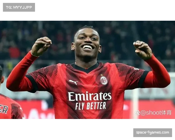 莱奥复出在即,AC米兰边锋计划用五天时间准备关键战役 莱奥复出在即,AC米兰边锋计划用五天时间准备关键战役